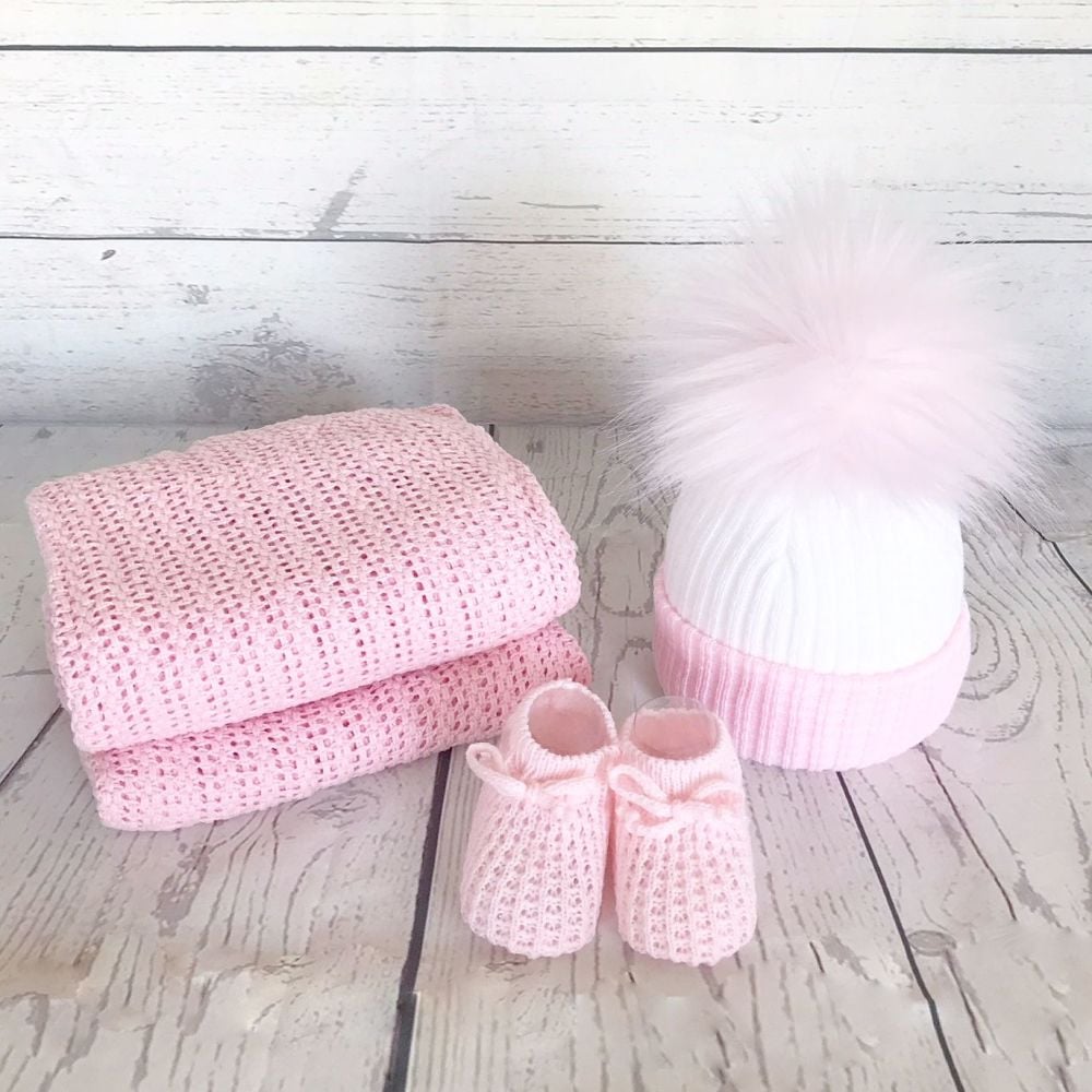 Newborn Winter Gift Set - Pink