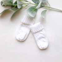 Cable Knit Mittens - White