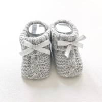 Cable Knit Booties With Bow - Grey