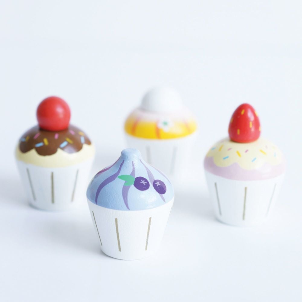 LE TOY VAN Petit Four Cupcakes