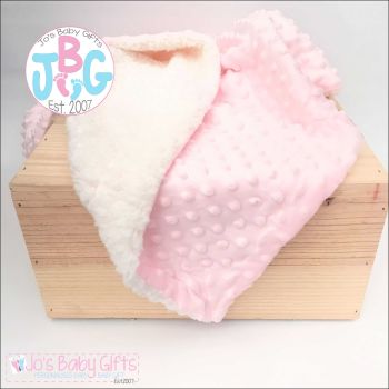 Personalised Pink Deluxe Bubble Wrap/Cream Sherpa back
