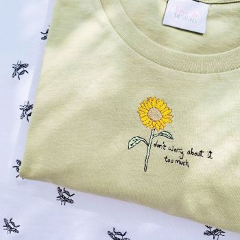  Sunflower, don't worry - Organic Embroidered Tee
