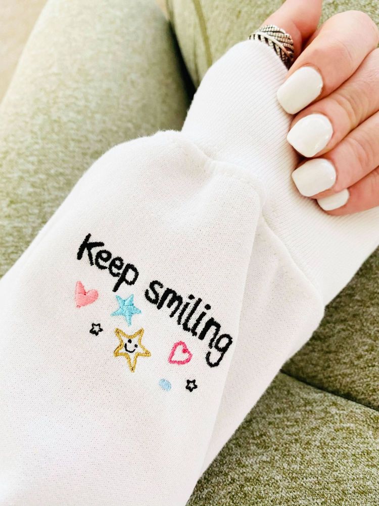 <!-- 001 -->Keep Smiling, You got this Heart -  Embroidered Sweatshirt