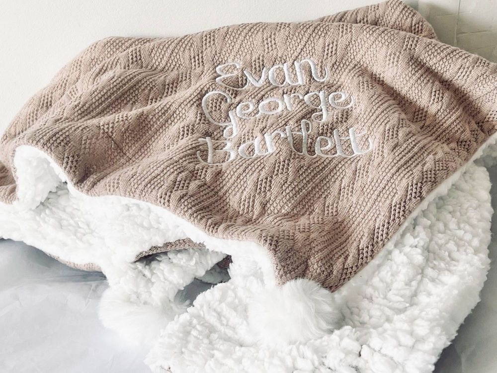 <!-- 001 --> Cable Knit Coffee Blanket