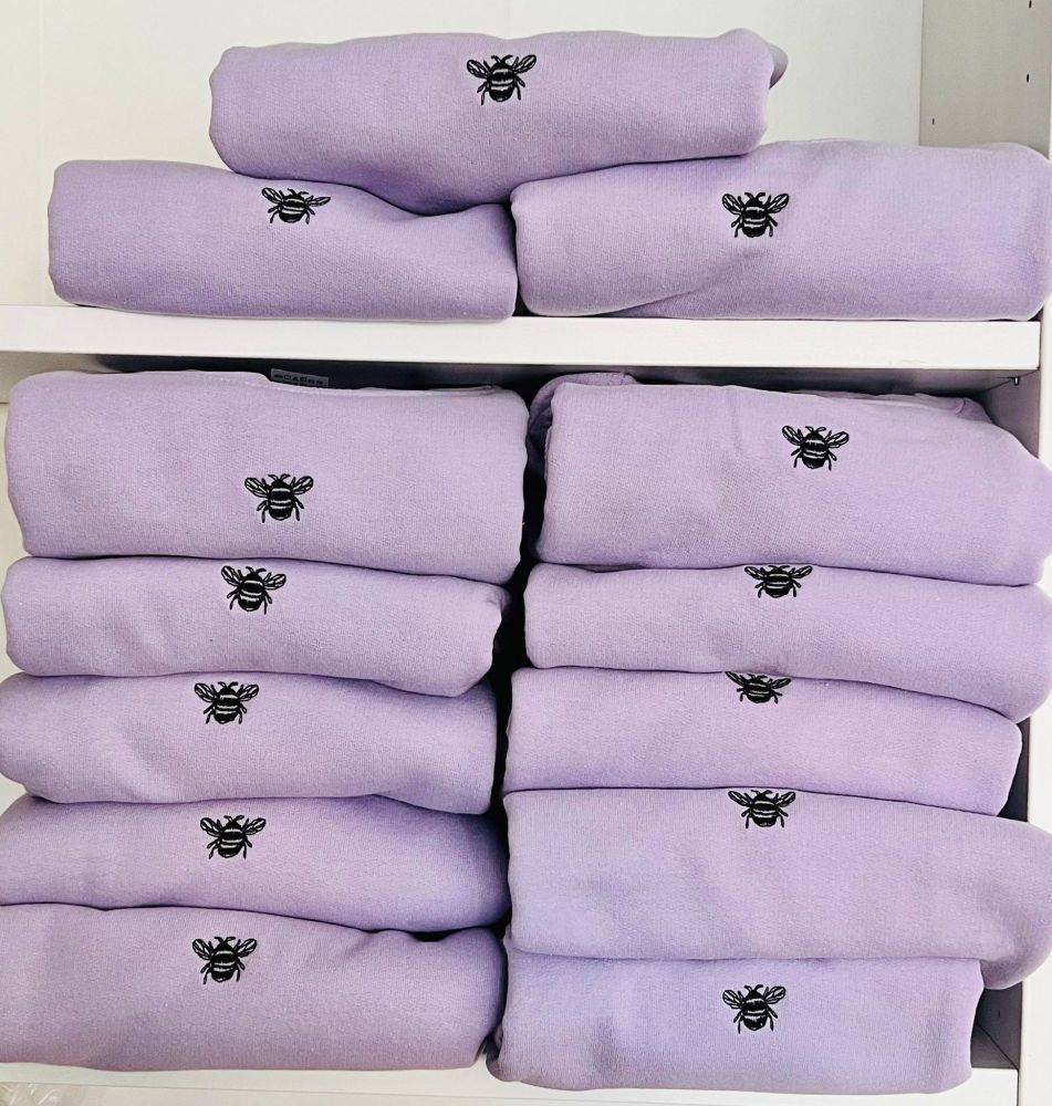 <!-- 001 -->Lilac Bee Sweatshirt