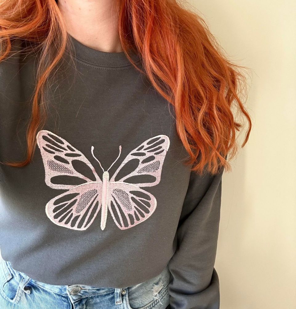 <!-- 001 -->Big Butterfly Embroidered Sweater