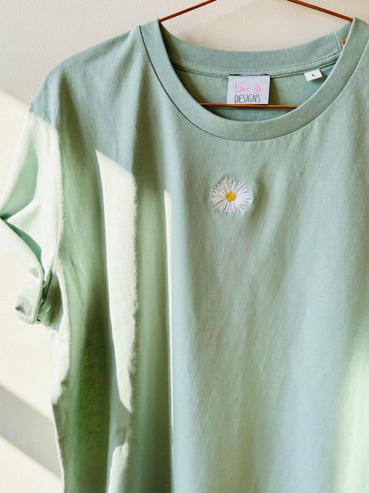 <!-- 002 --> Daisy - Organic Embroidered T-shirt