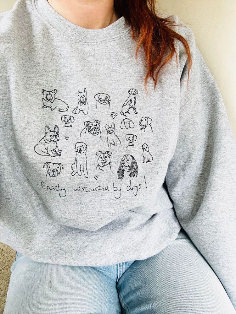 <!-- 002 -->  Lots of dogs - Embroidered sweatshirt
