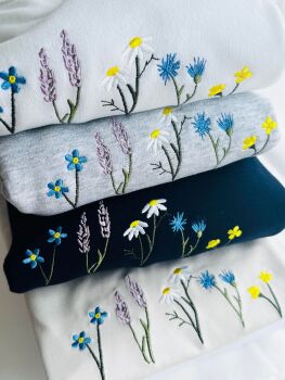  Wildflowers Embroidered Sweatshirt