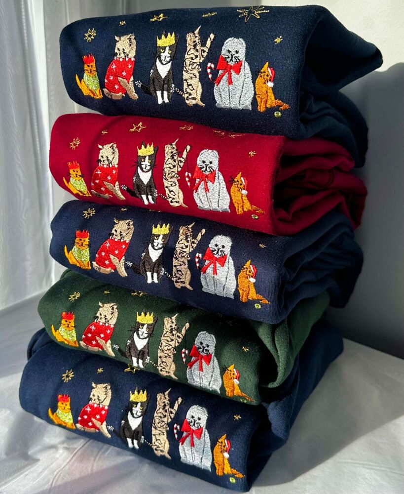 <!-- 001 -->Festive Christmas Cats- Embroidered Christmas Jumper