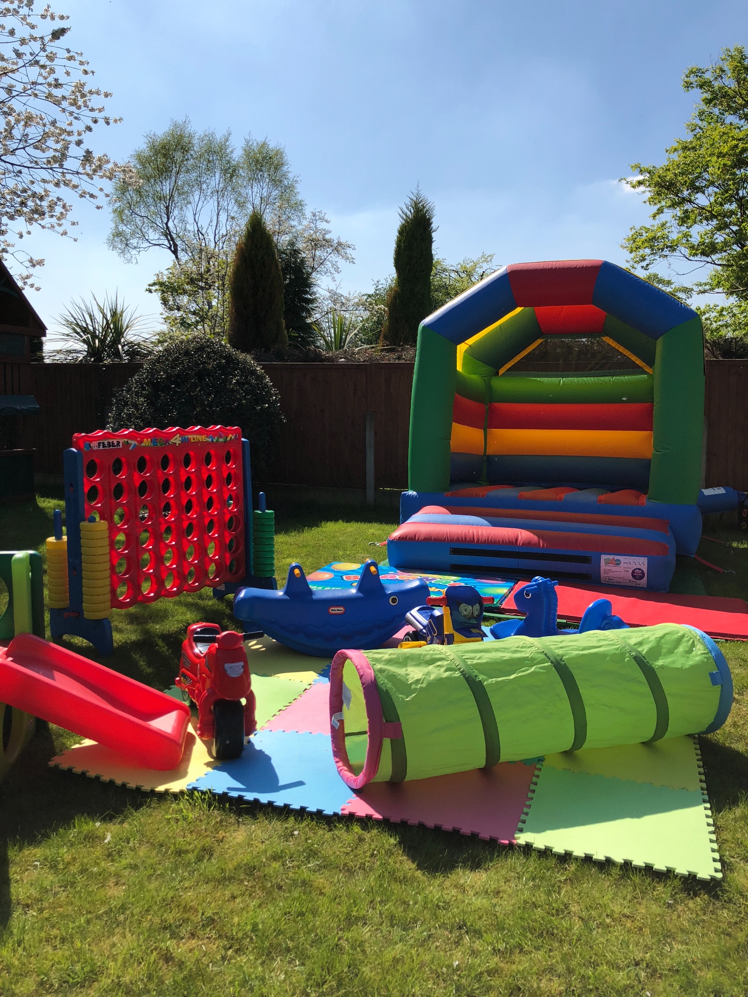 bramhall soft play hire - affordable soft play and pre school bouncy castle