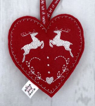 Christmas Heart - D