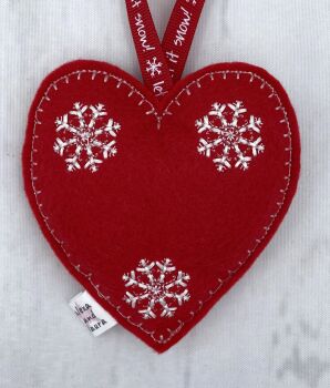 Christmas Heart - L