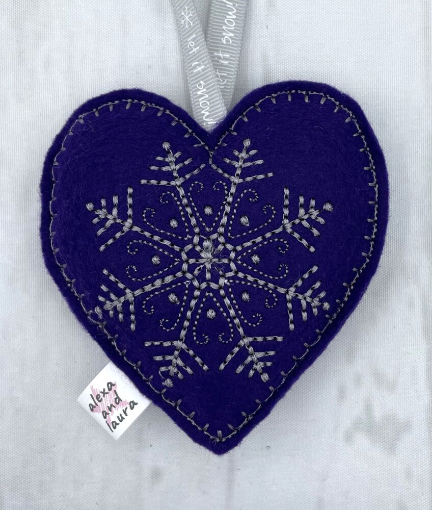 Christmas Heart - C