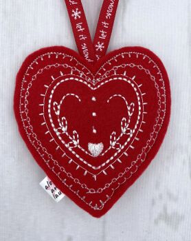 Christmas Heart - E
