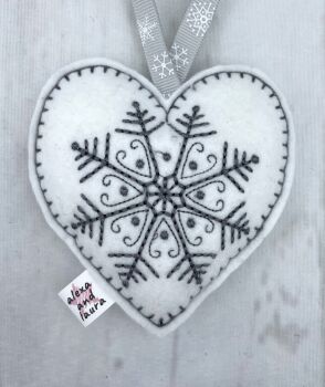 Christmas Heart - C
