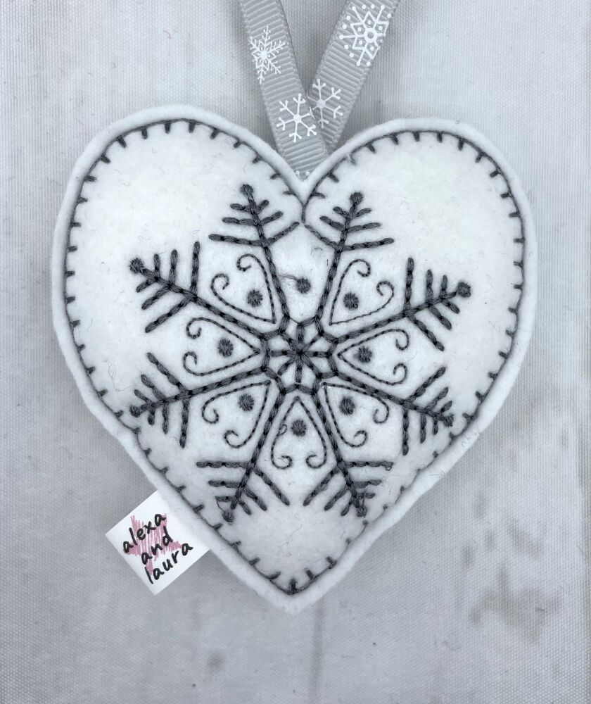 Christmas Heart - C