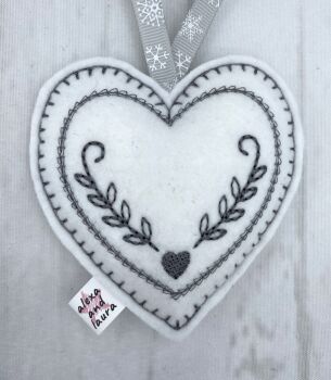 Christmas Heart - K