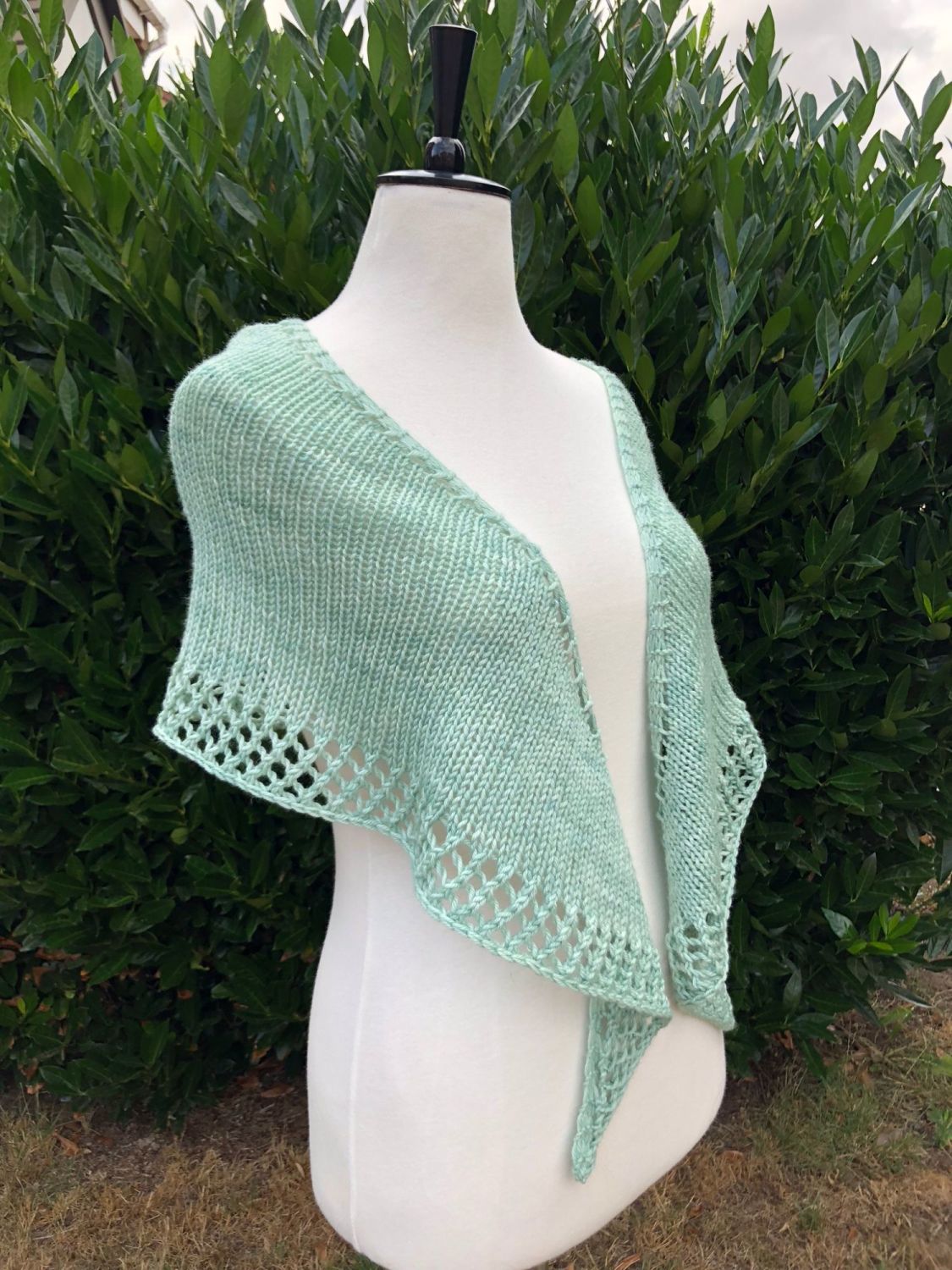 Pebble & Beach Shawl FREE PDF Knitting Pattern