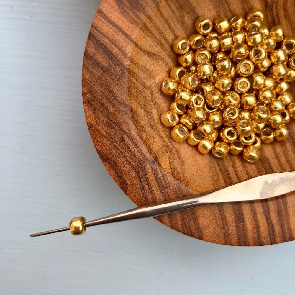 Gold - Size 6 Toho Beads