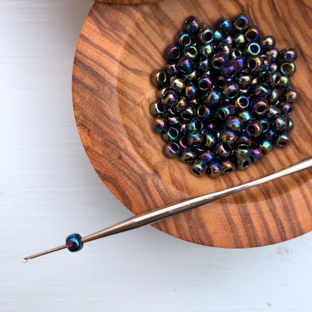 Metallic Iris - Size 6 Toho Beads