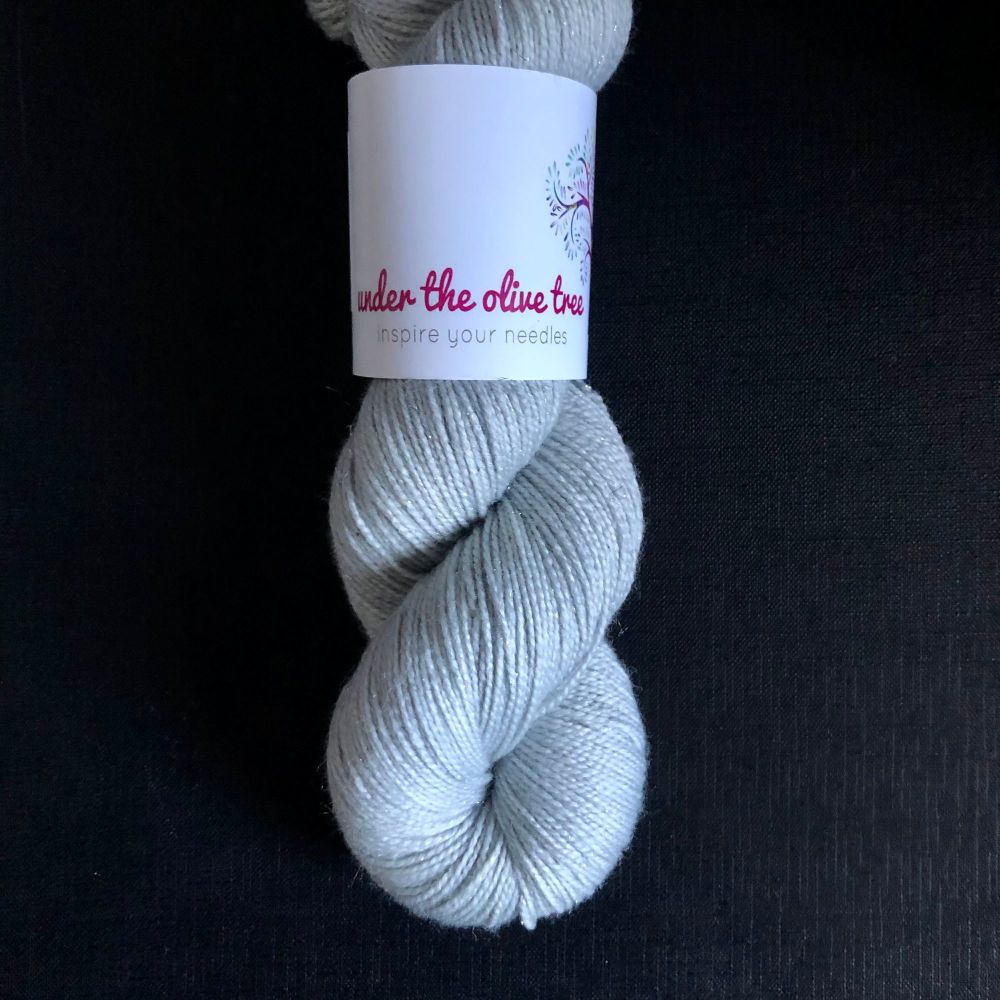 Light Grey Yarn | 'Ghost' (Dyed to Order)