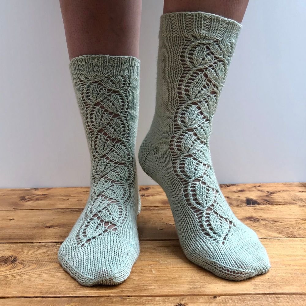 Summer Vine Socks - PDF Knitting Pattern