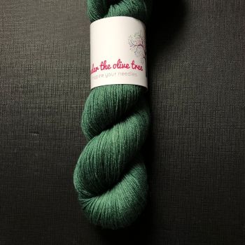 Dark Green Yarn | 'Seaweed'