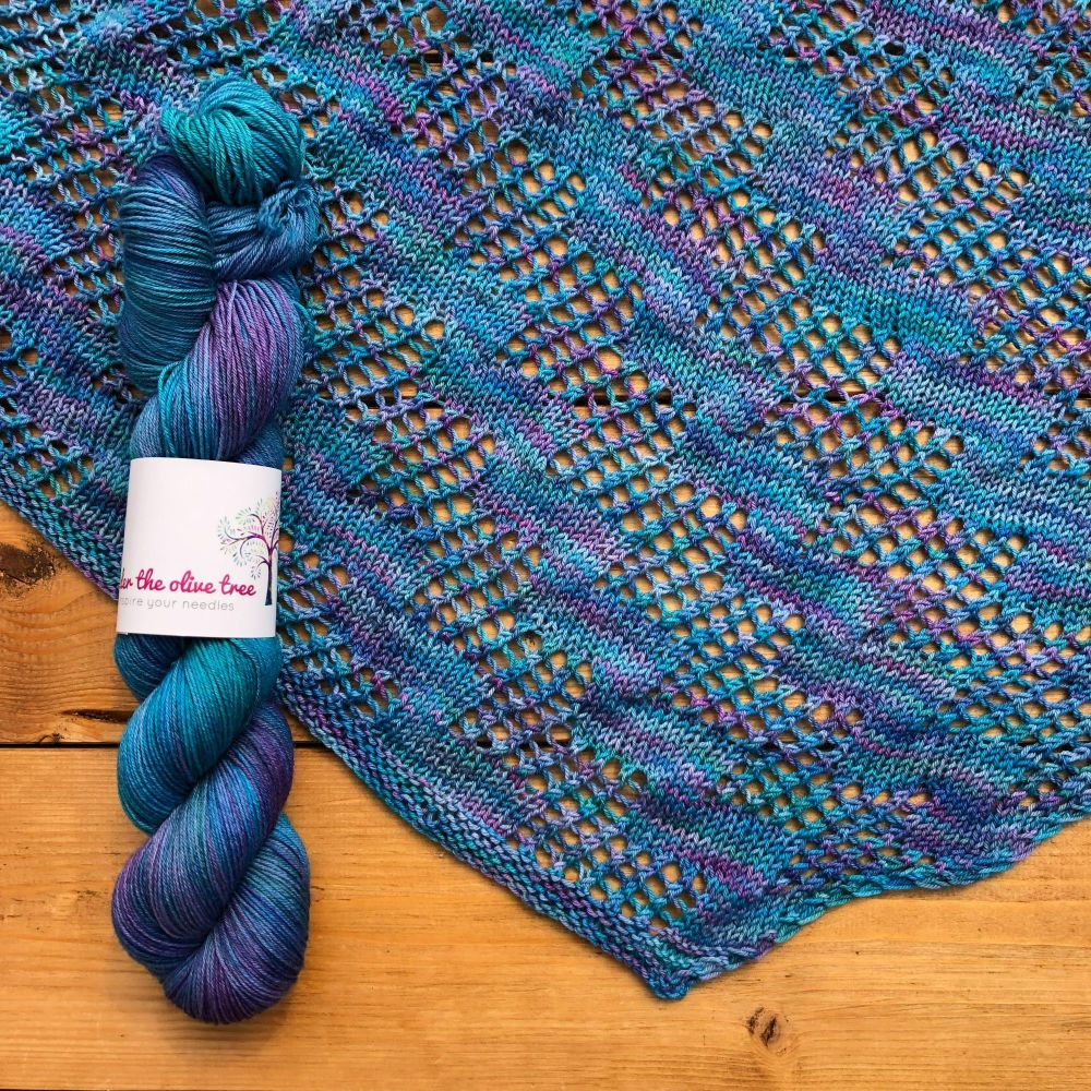 One Skein Shawl Knitting Kit - Lasso the Moon Shawl Kit (Choose Your Yarn)
