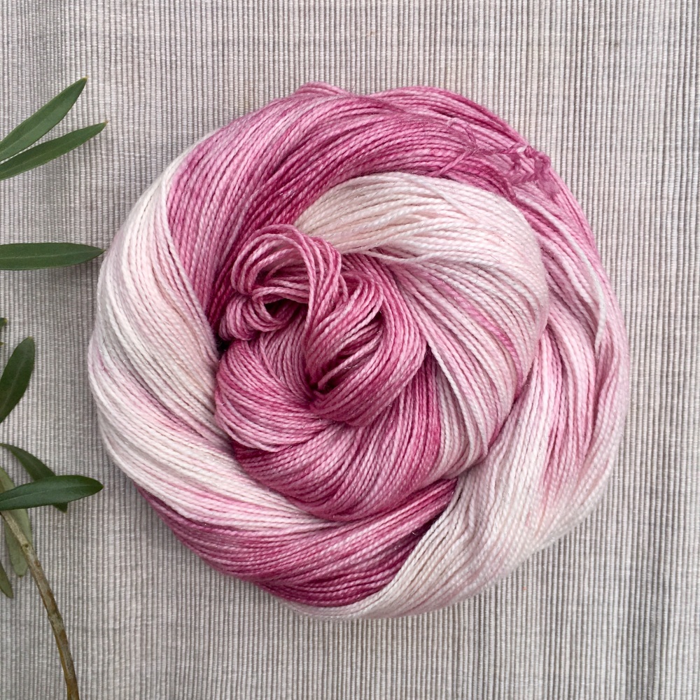 Sparkle Sock / 4 ply Yarn - Magnolia