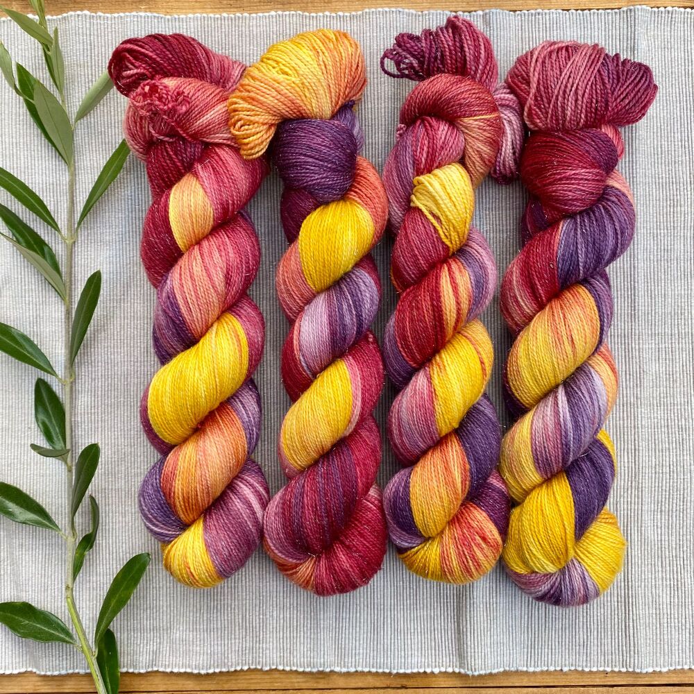 Sparkle Sock / 4 ply Yarn - Spanish Sunset