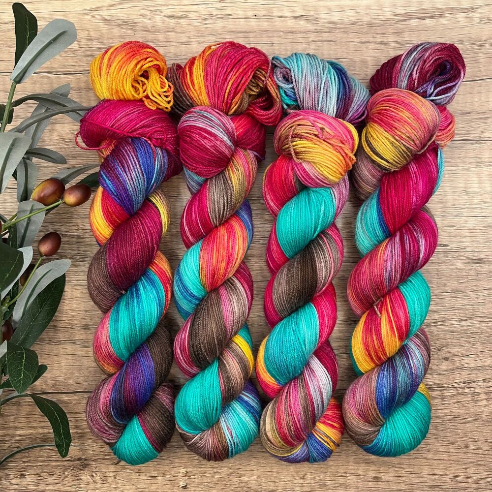 4 ply / Sock Yarn - The Birdwatcher