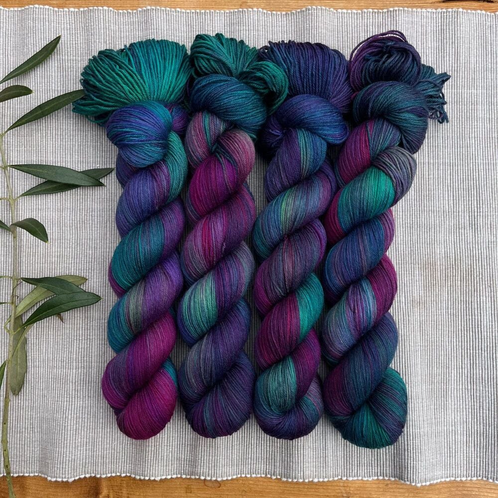 4 ply / Sock Yarn - Jewelled Night