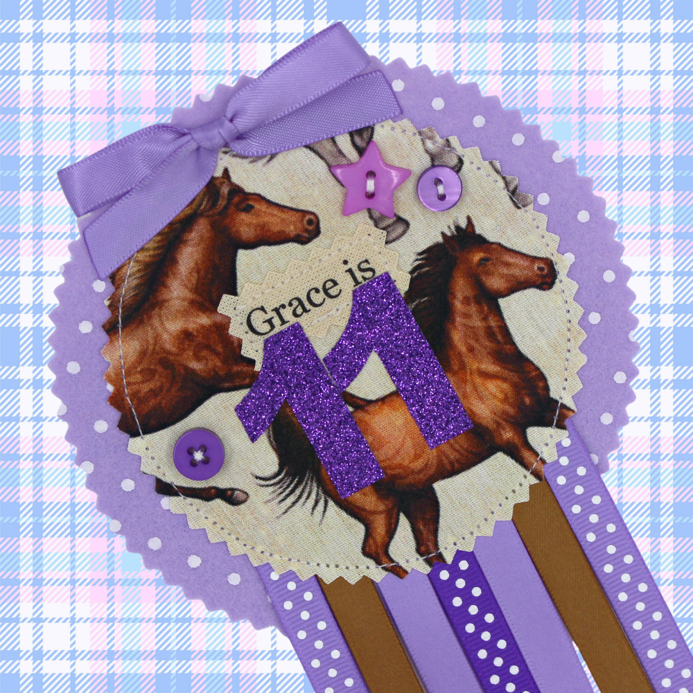 Horse & Pony Cream Badge