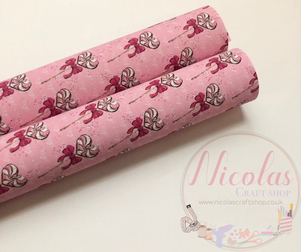 1097 - Pretty pink swirly valentine lolly lollipop treat printed canvas sheet 