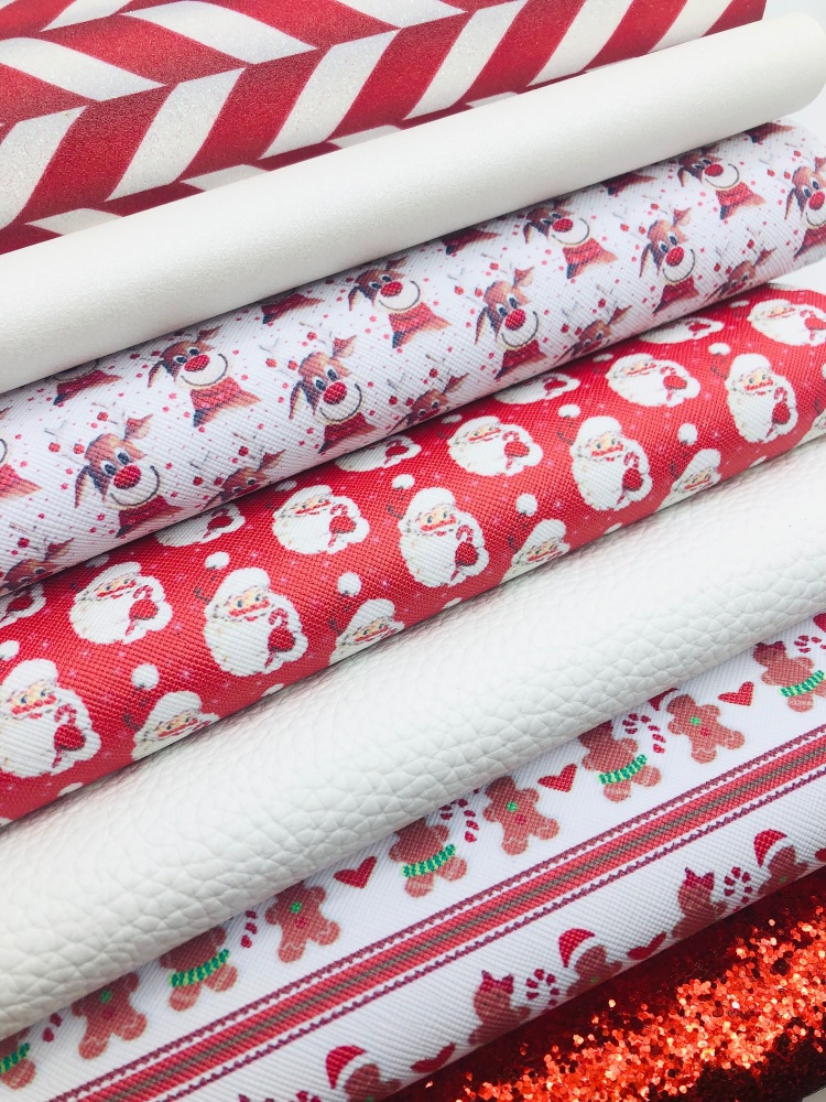 Under The Mistletoe Santa bargain bundle fabric set - 7 pieces!