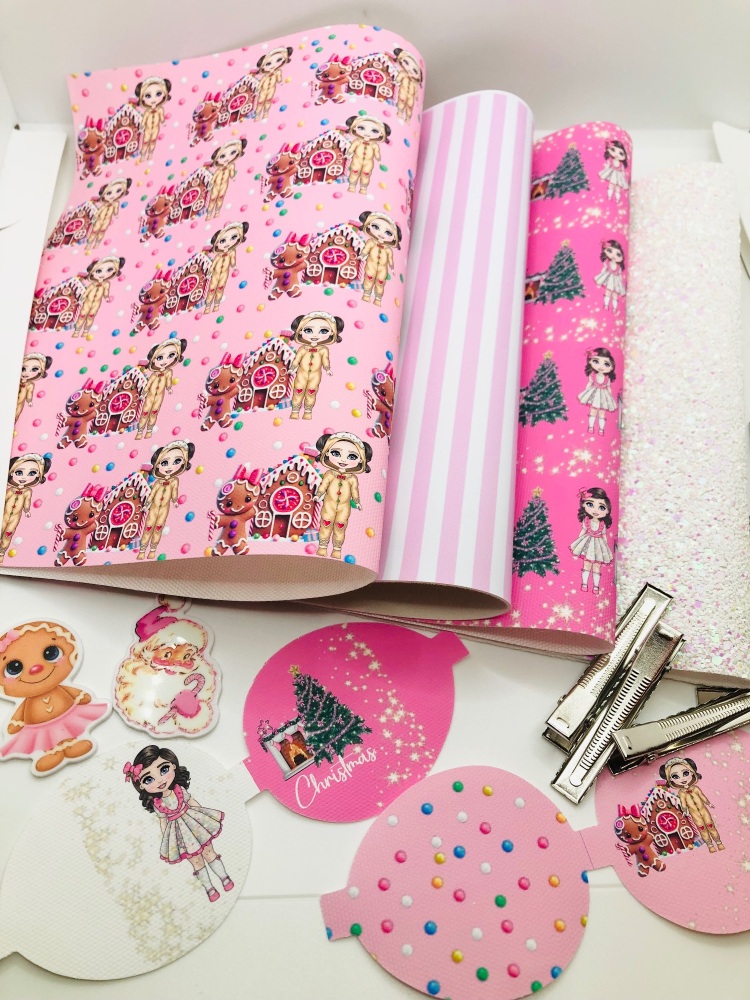 Pink Christmas Dolly Bundle Pack