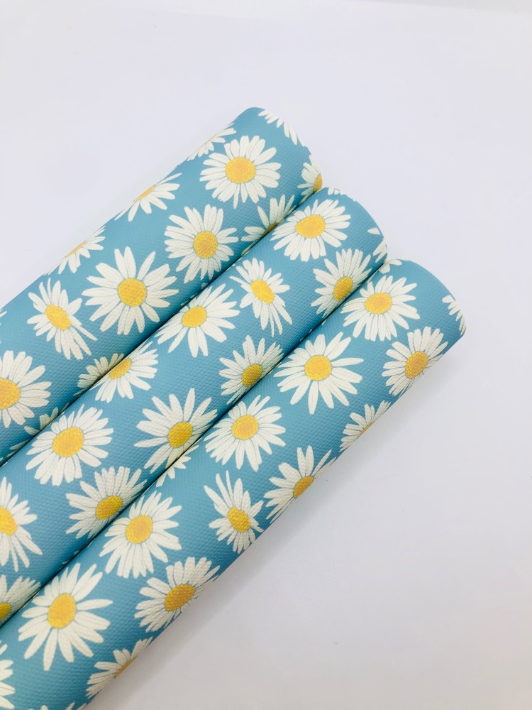 1174 - Blue Daisy Flower Floral printed canvas fabric