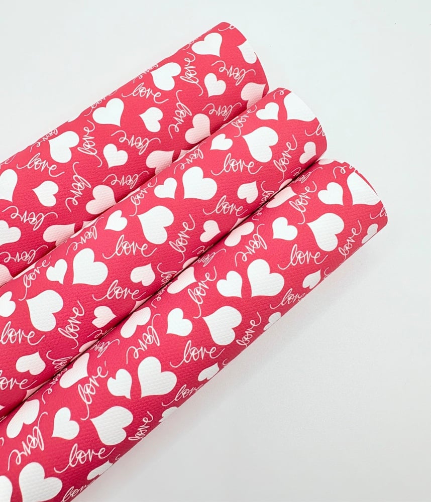 1370 - Red Valentine love hearts printed canvas