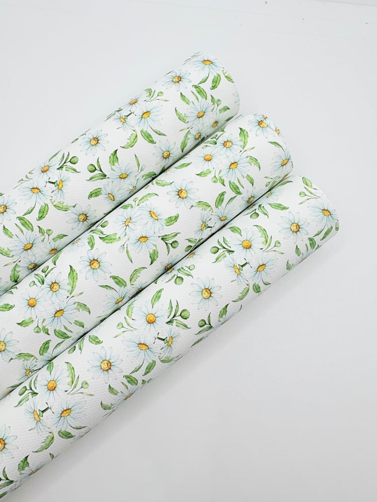 1659 - Triple daisy flower spring printed canvas fabric sheet