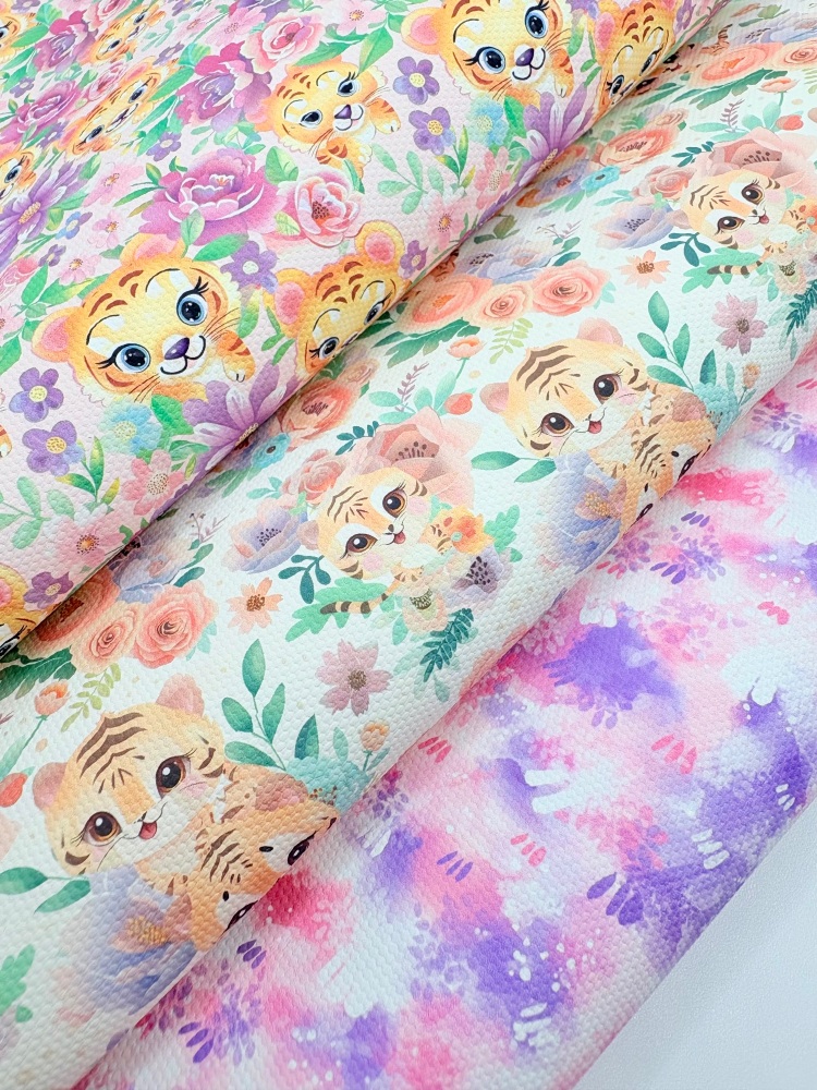 Adorable Lion printed canvas fiver friday bundle