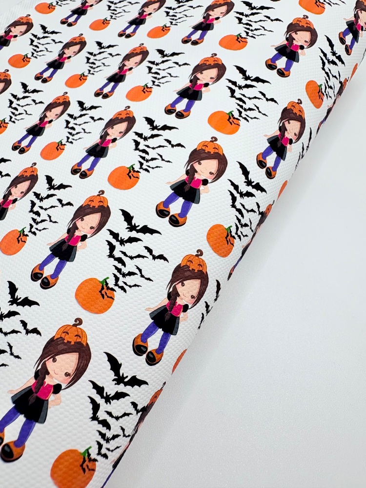 1327 - Witches Pumpkin Hat printed canvas sheet