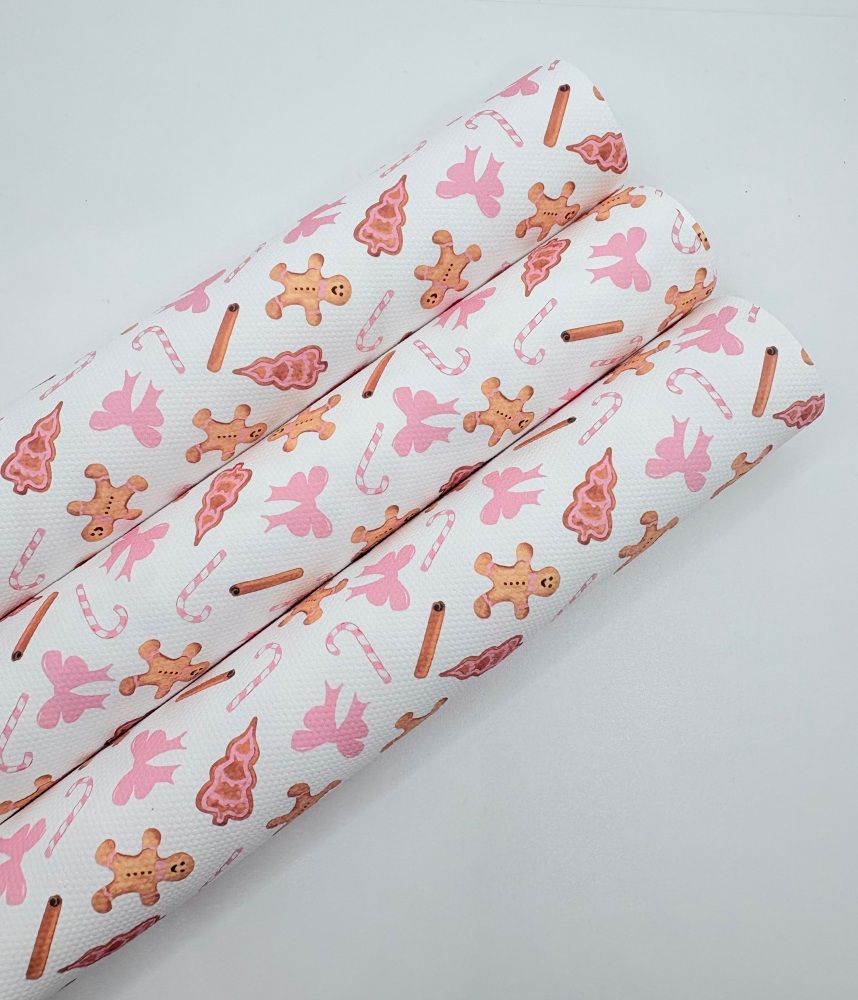 1570 - Pink gingerbread printed canvas fabric sheet
