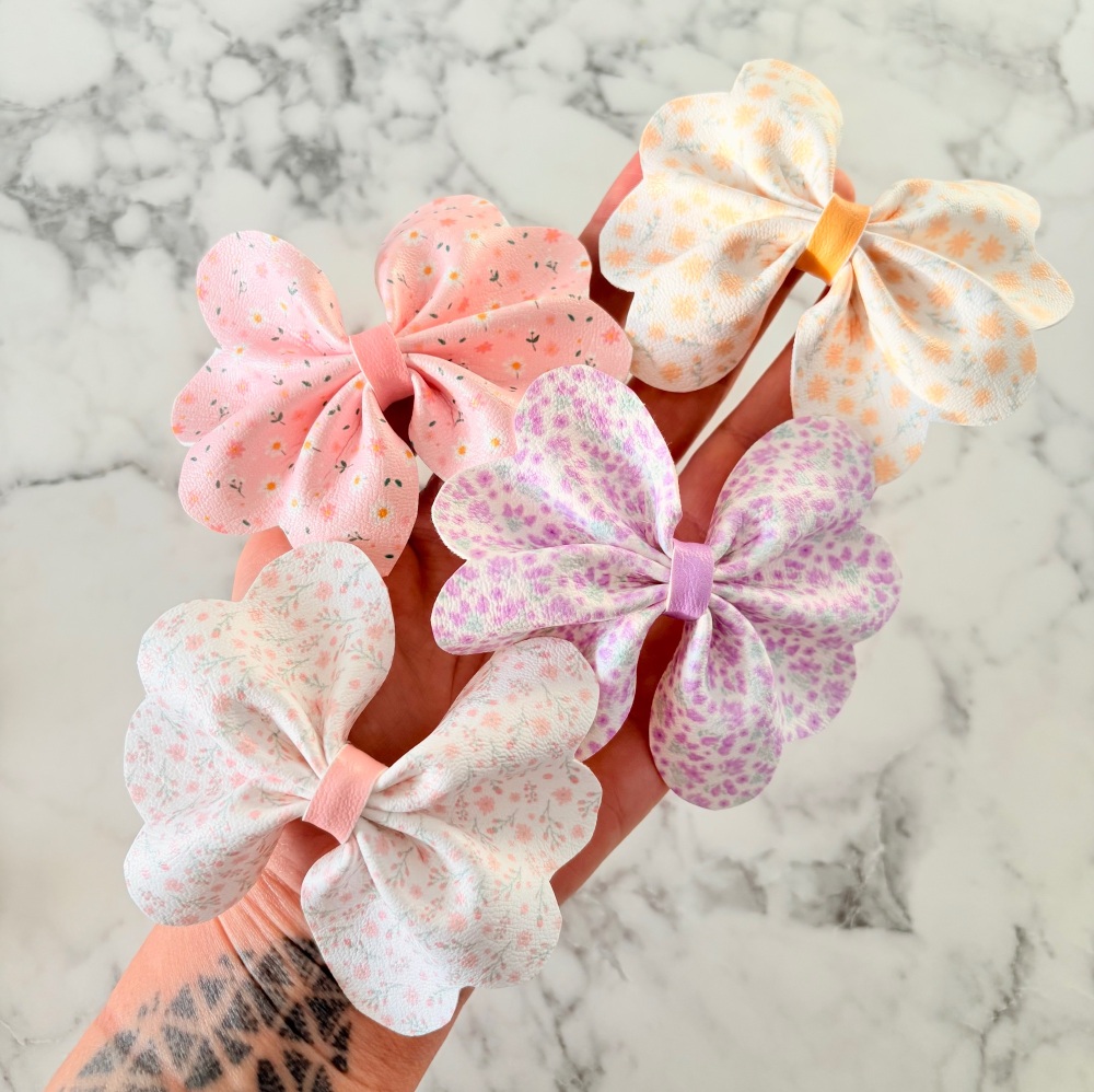 Ditsy floral Scallop Pinch Bow Cut n Pinch printed leather sheet