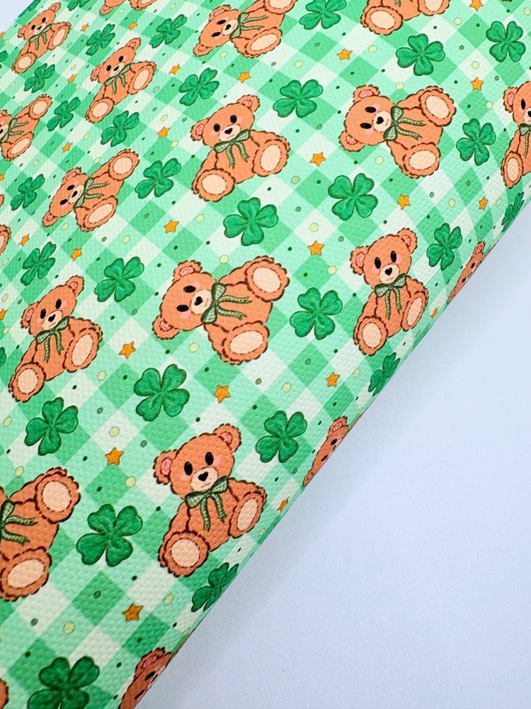 1187 - St Patricks Clover shamrock bear printed canvas sheet