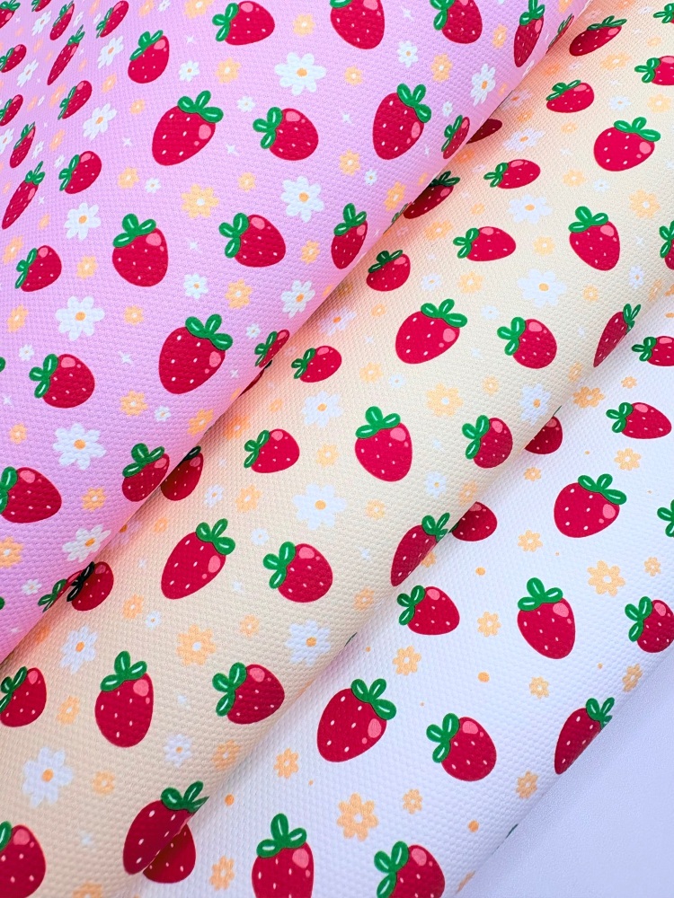 1800 - Strawberry Daisy printed canvas fabric sheet