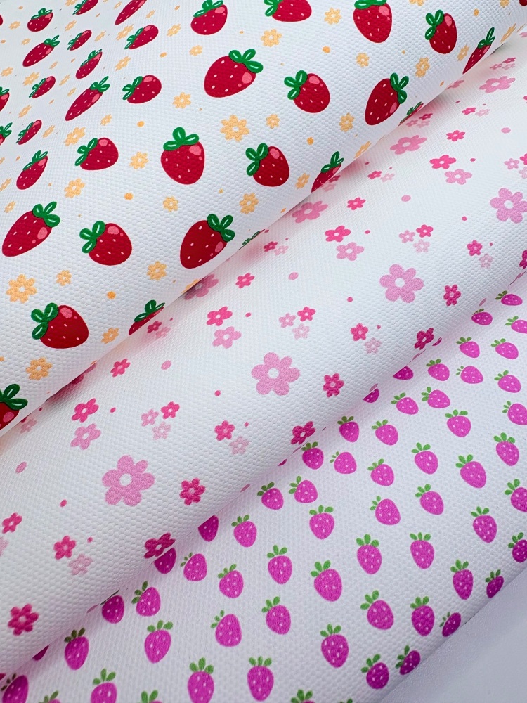 White strawberry daisy Fabric Friday Bundle