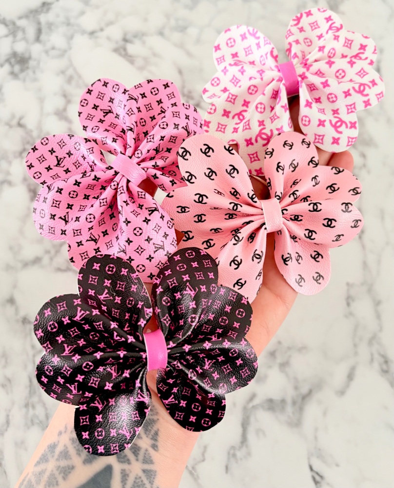 Pink Branded Scallop Pinch Bow Cut n Pinch printed leather sheet