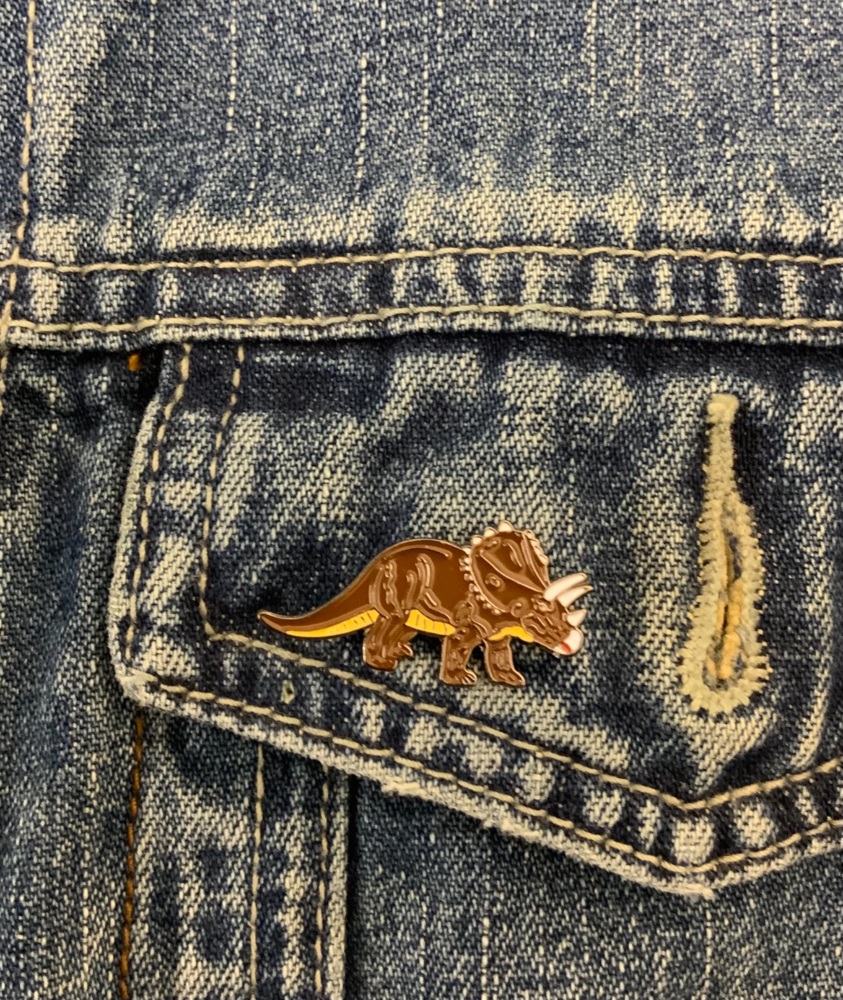 #0117 Triceratops Dinosaur Enamel Metal Pin Badge