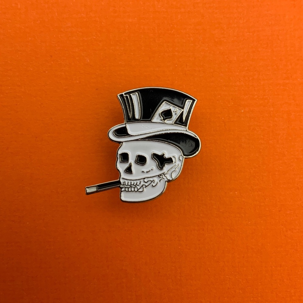 Smoking Skull Metal Enamel Pin Badge #0028